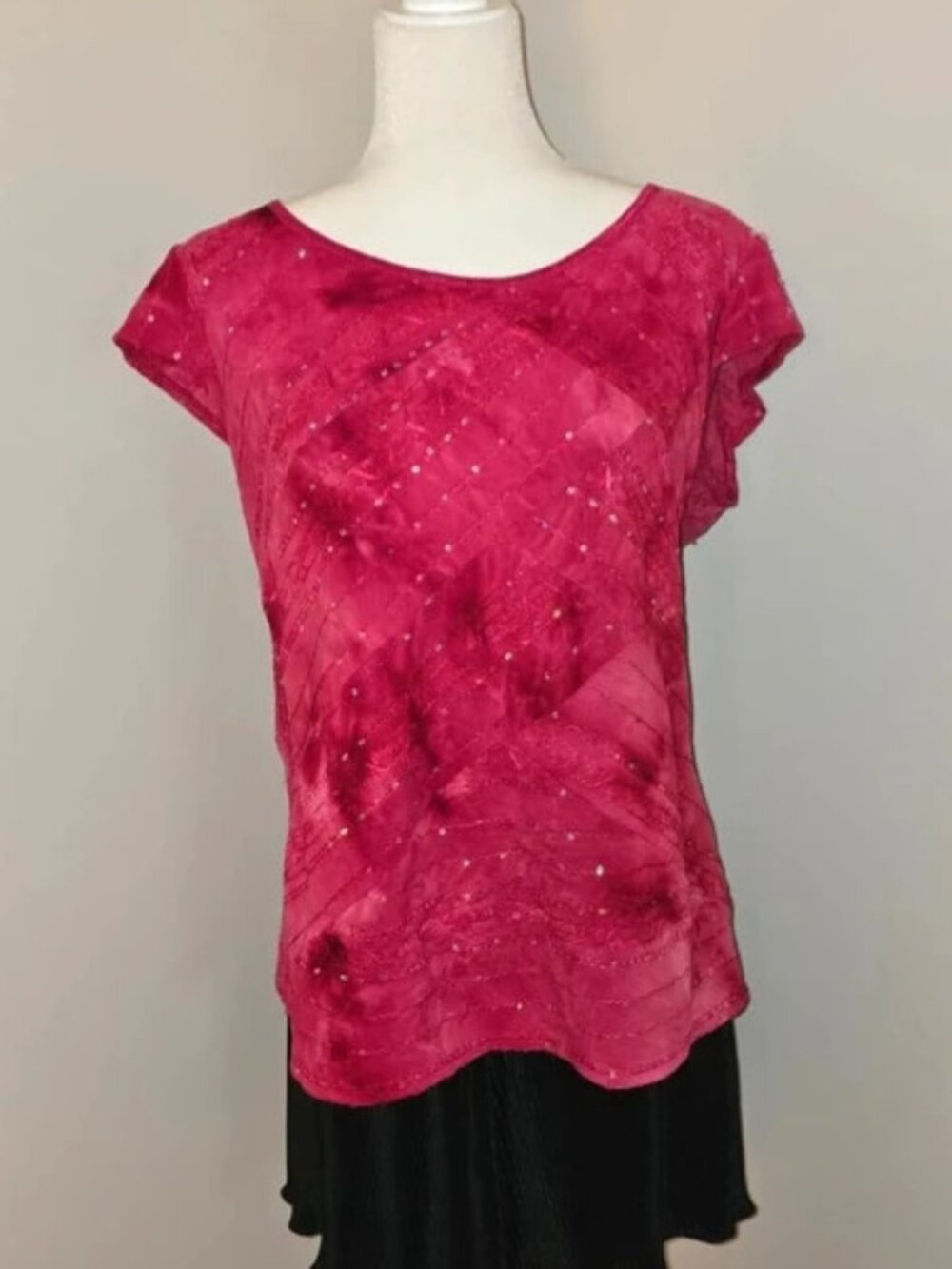 Dressbarn dark pink tie dye sequin blouse triangle cutout back top